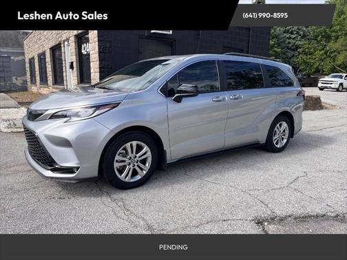 2023 Toyota Sienna XSE 7 Passenger