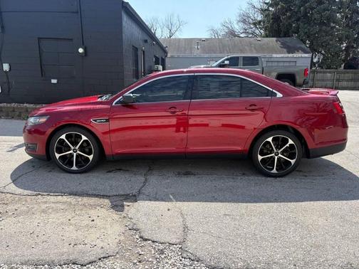 2015 Ford Taurus SHO