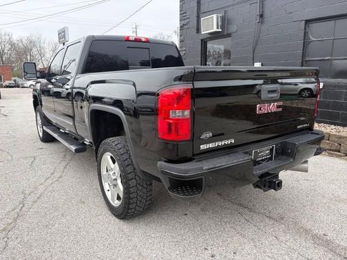 Onyx Black 2015 GMC Sierra 2500 Denali