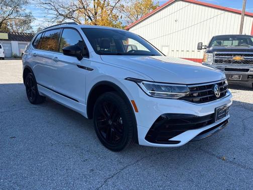2022 Volkswagen Tiguan 2.0T SE R-Line Black 4MOTION