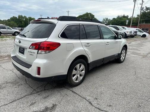2011 Subaru Outback 3.6 R Limited