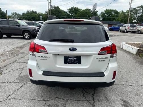2011 Subaru Outback 3.6 R Limited