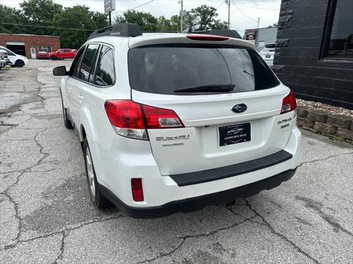 2011 Subaru Outback 3.6 R Limited