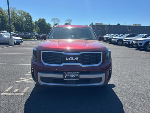 Dawning Red 2023 Kia Telluride S