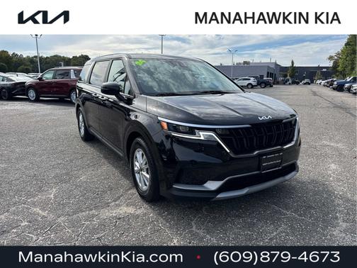 2024 Kia Carnival LX