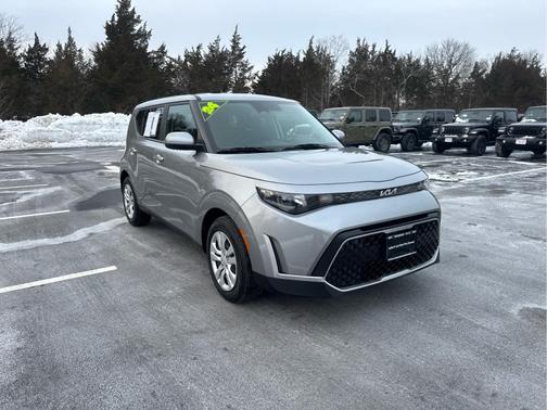 2024 Kia Soul LX