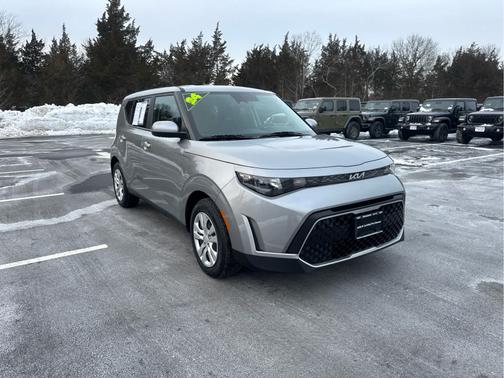 2024 Kia Soul LX