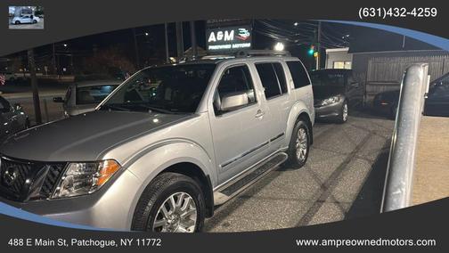 2010 Nissan Pathfinder LE