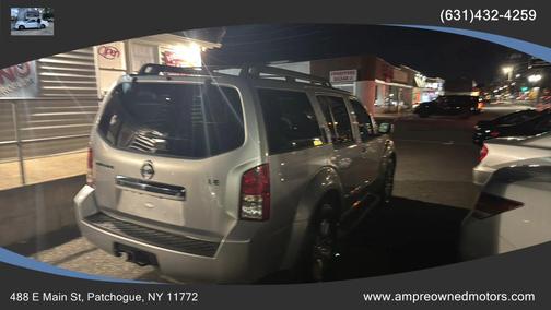 2010 Nissan Pathfinder LE