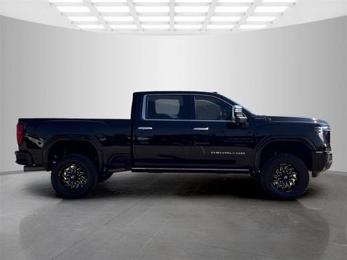 2024 GMC Sierra 3500 Denali
