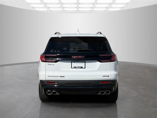 2024 GMC Acadia AT4