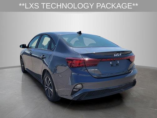 Gravity Gray 2024 Kia Forte LXS