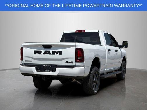 Bright White Clearcoat 2026 RAM 2500 Big Horn Crew Cab 4x4 6'4' Box