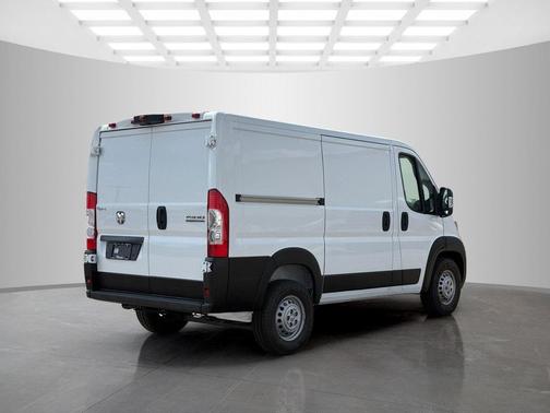 2025 RAM ProMaster 1500 Low Roof