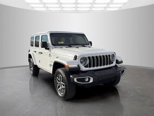 2024 Jeep Wrangler 4-Door Sahara 4x4