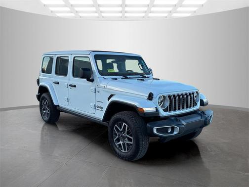 2024 Jeep Wrangler 4-Door Sahara 4x4