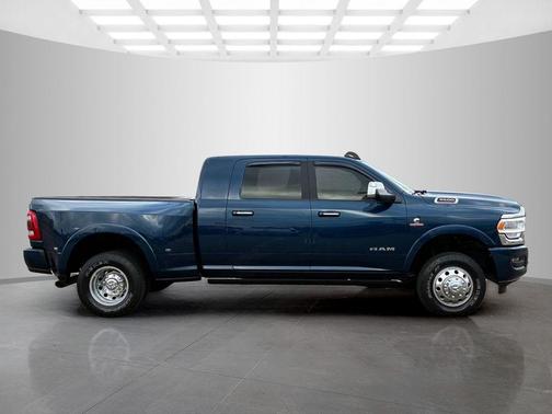 2022 RAM 3500 Laramie Mega Cab 4x4 6'4' Box