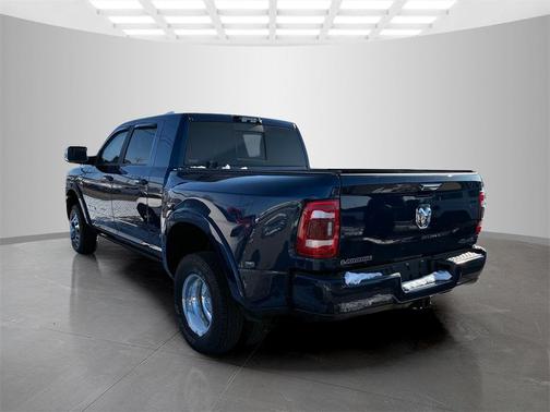 2022 RAM 3500 Laramie Mega Cab 4x4 6'4' Box