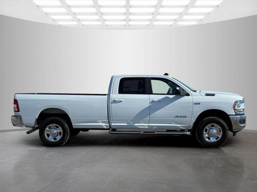 2021 RAM 2500 Big Horn Crew Cab 4x4 8' Box