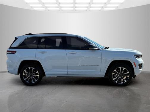 2024 Jeep Grand Cherokee Overland
