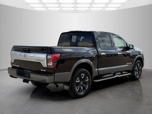 2021 Nissan Titan Platinum Reserve