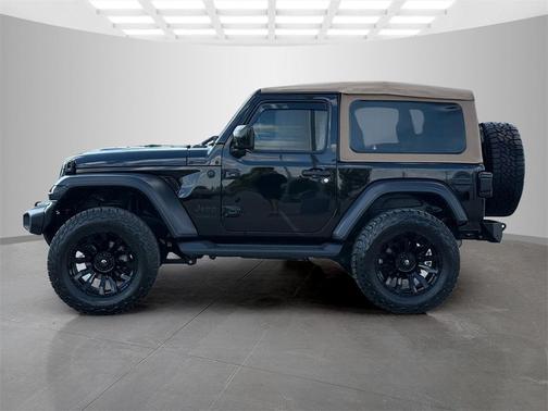 2020 Jeep Wrangler Black and Tan 4X4
