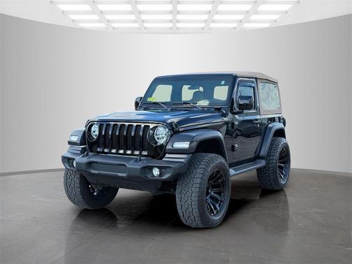 2020 Jeep Wrangler Black and Tan 4X4