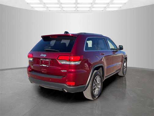 2020 Jeep Grand Cherokee Laredo