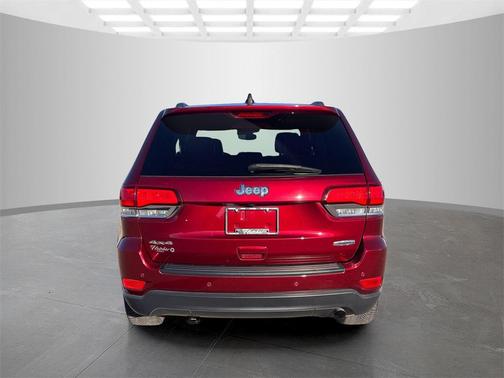 2020 Jeep Grand Cherokee Laredo