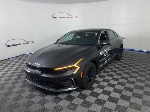 2025 Kia K5 LXS