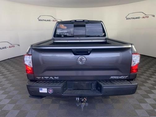 2021 Nissan Titan SV