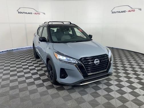 2023 Nissan Kicks SR
