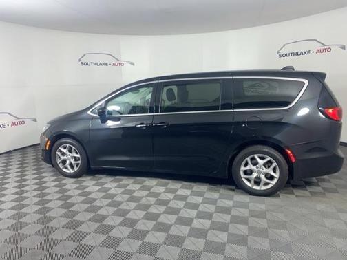 2020 Chrysler Pacifica Touring