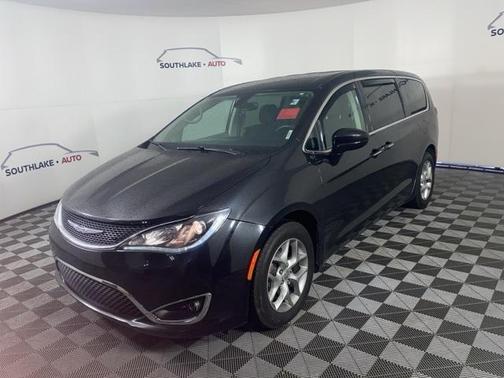 2020 Chrysler Pacifica Touring