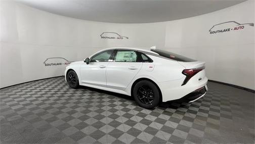 2025 Kia K5 LXS