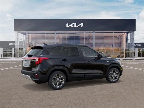2025 Kia Seltos LX