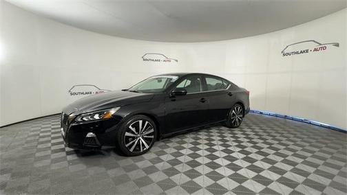 2022 Nissan Altima 2.5 SR