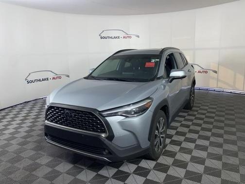 2022 Toyota Corolla Cross XLE