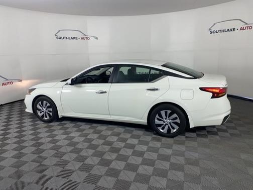 2022 Nissan Altima 2.5 S