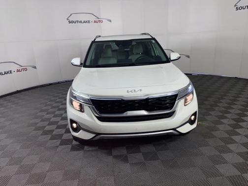 2023 Kia Seltos EX