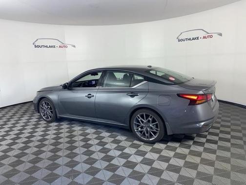 2024 Nissan Altima 2.0 SR