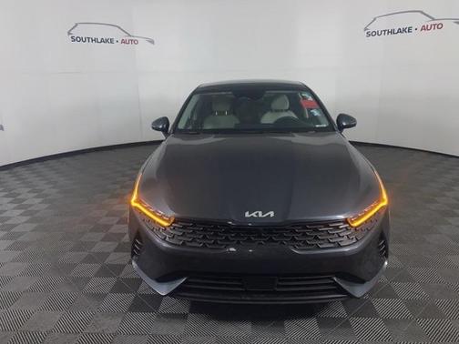 2022 Kia K5 EX