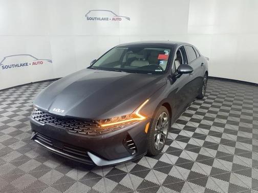 2022 Kia K5 EX