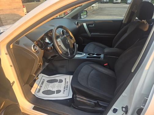 2011 Nissan Rogue S