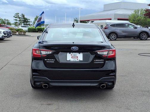 2022 Subaru Legacy Touring XT
