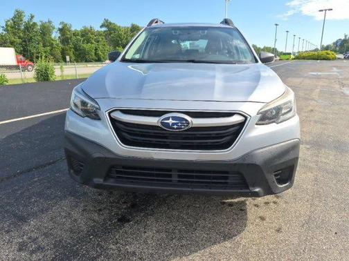 Ice Silver Metallic 2020 Subaru Outback Base