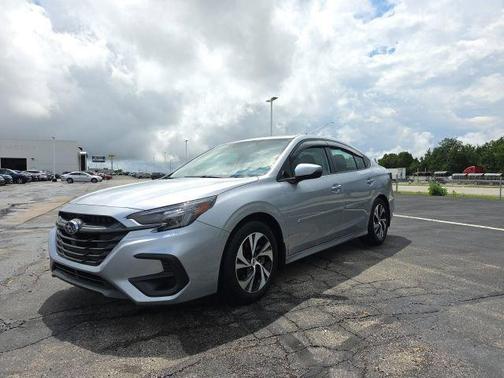 Ice Silver Metallic 2025 Subaru Legacy Premium