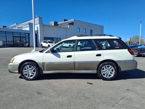 2004 Subaru Outback Base
