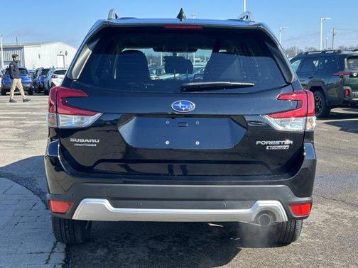 2023 Subaru Forester Touring