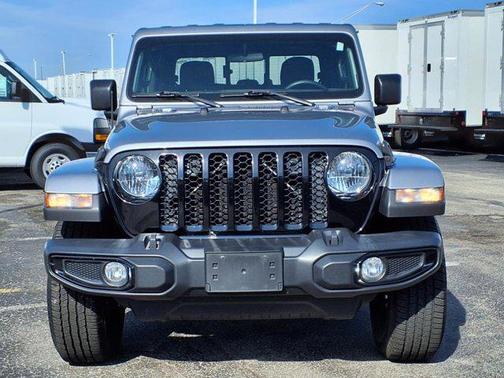 2021 Jeep Gladiator Sport
